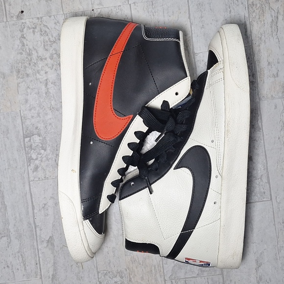 Nike Blazers Mid - 77 EMB - Picture 3 of 6